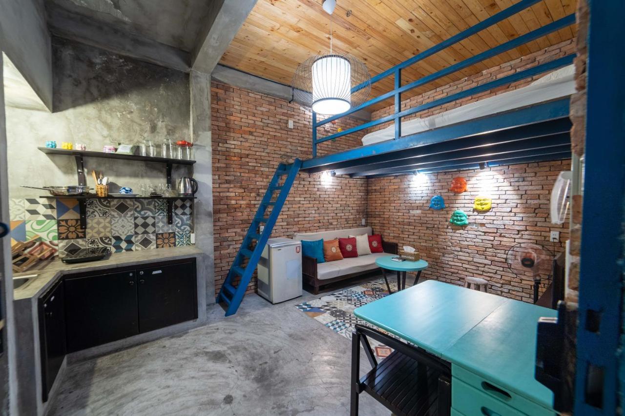 Stay&Chill - S.1: Ancient Studio Nearby Bui Vien Ho Chi Minh City Exterior photo
