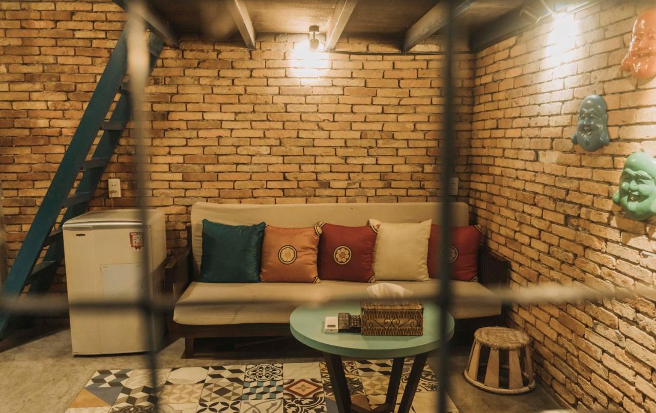 Stay&Chill - S.1: Ancient Studio Nearby Bui Vien Ho Chi Minh City Exterior photo